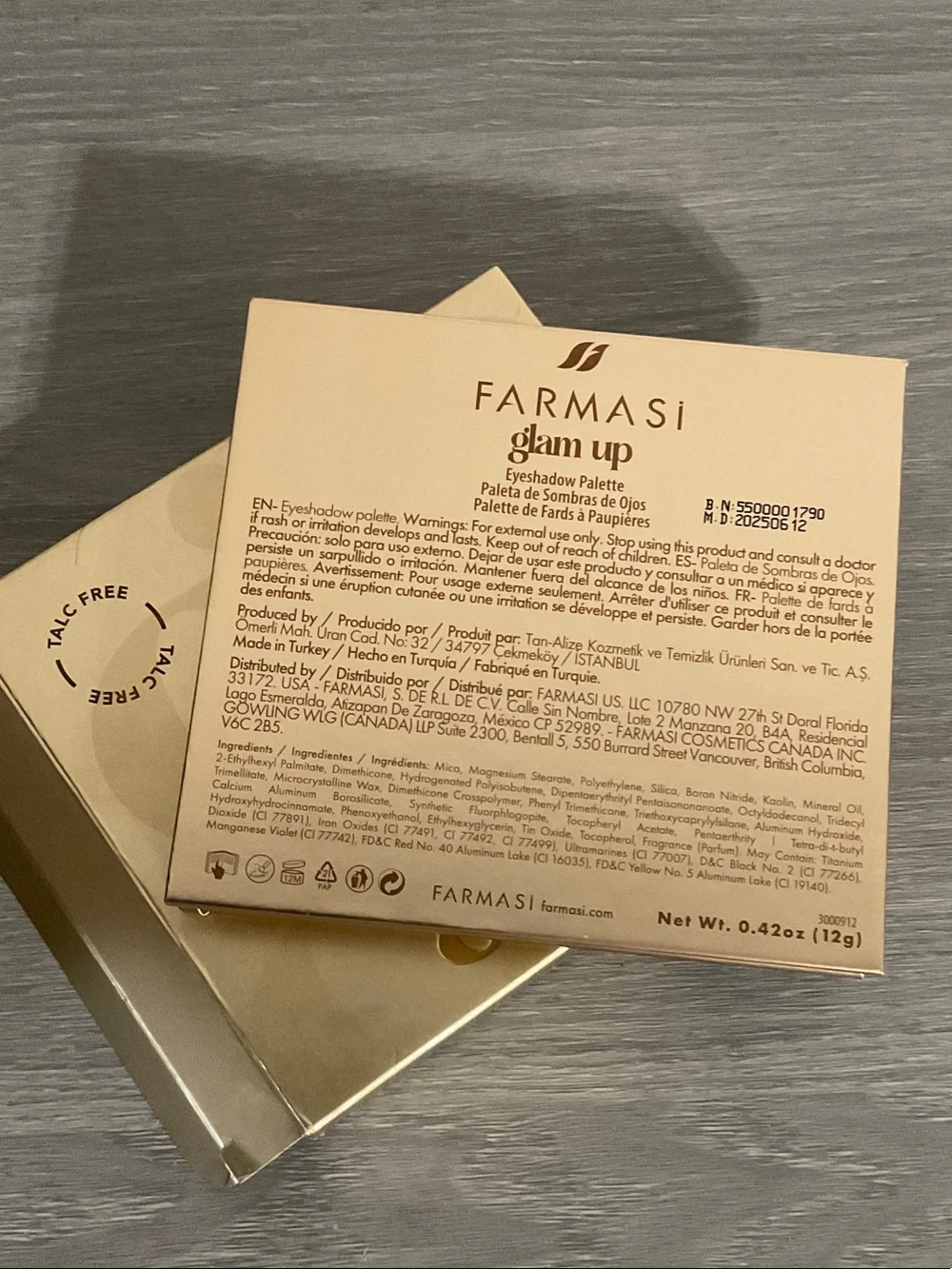 Farmasi 12 pan